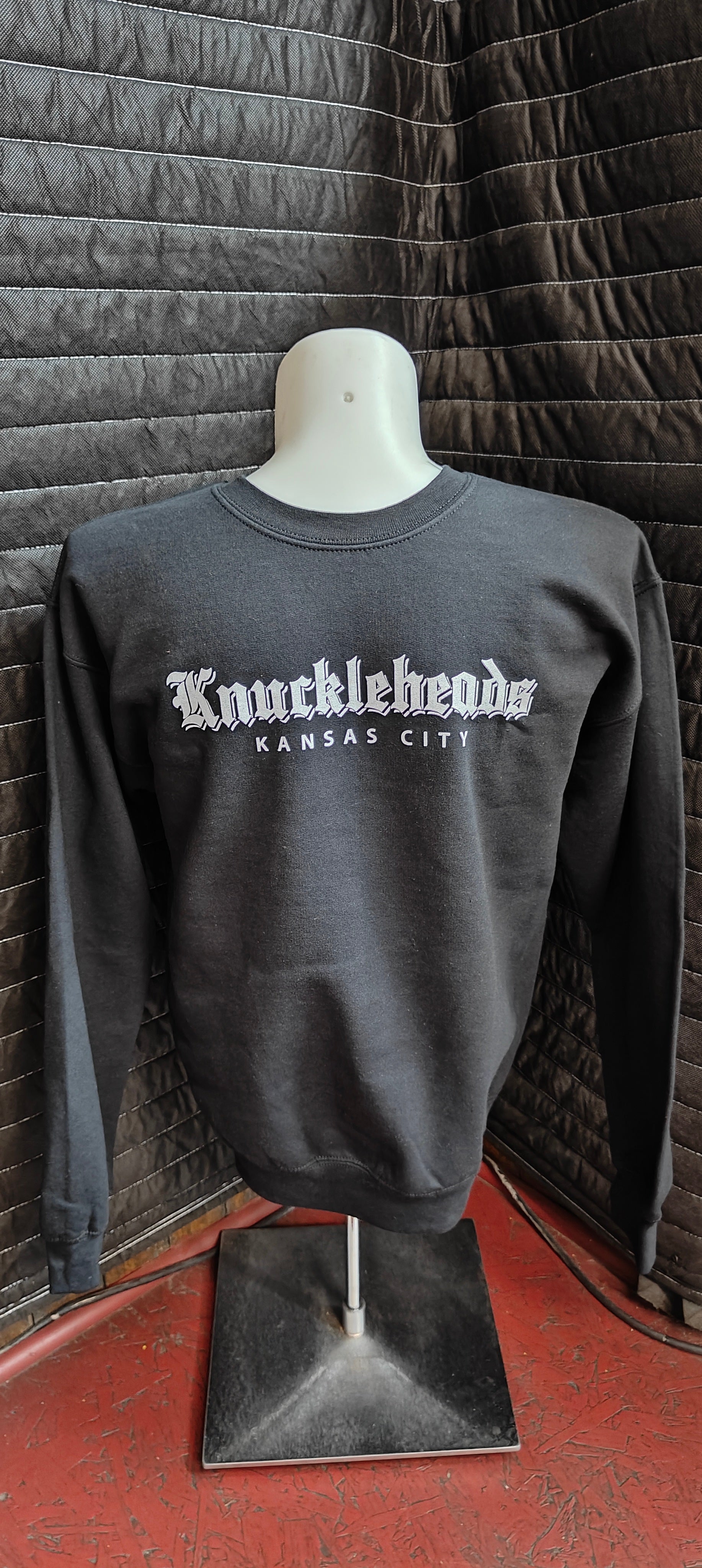 Gothic Crewneck Black